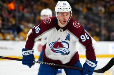 (N) Mikko Rantanen’s Jaw-Dropping 3-Word Reaction to $96M Trade After Hurricanes’ Blockbuster Move!