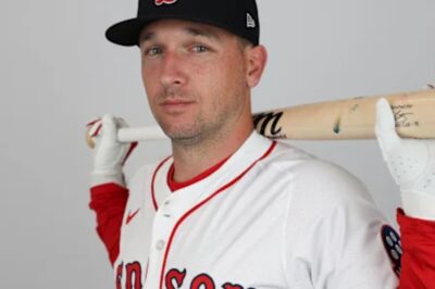 Red Sox’s Alex Bregman Sparks Frenzy: Is He Jumping Ship to Join Yankees’ Torpedo Bat Craze? Fans in Frenzy!
