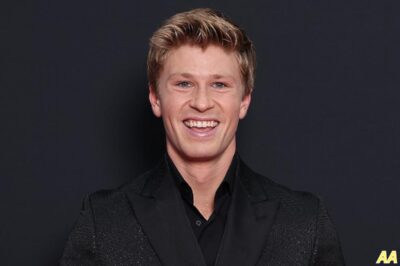 ROBERT IRWIN’S REACTION TO FAN COMMENTS WILL MAKE YOU LAUGH (AND BLUSH) — “This has been eye-opening!”